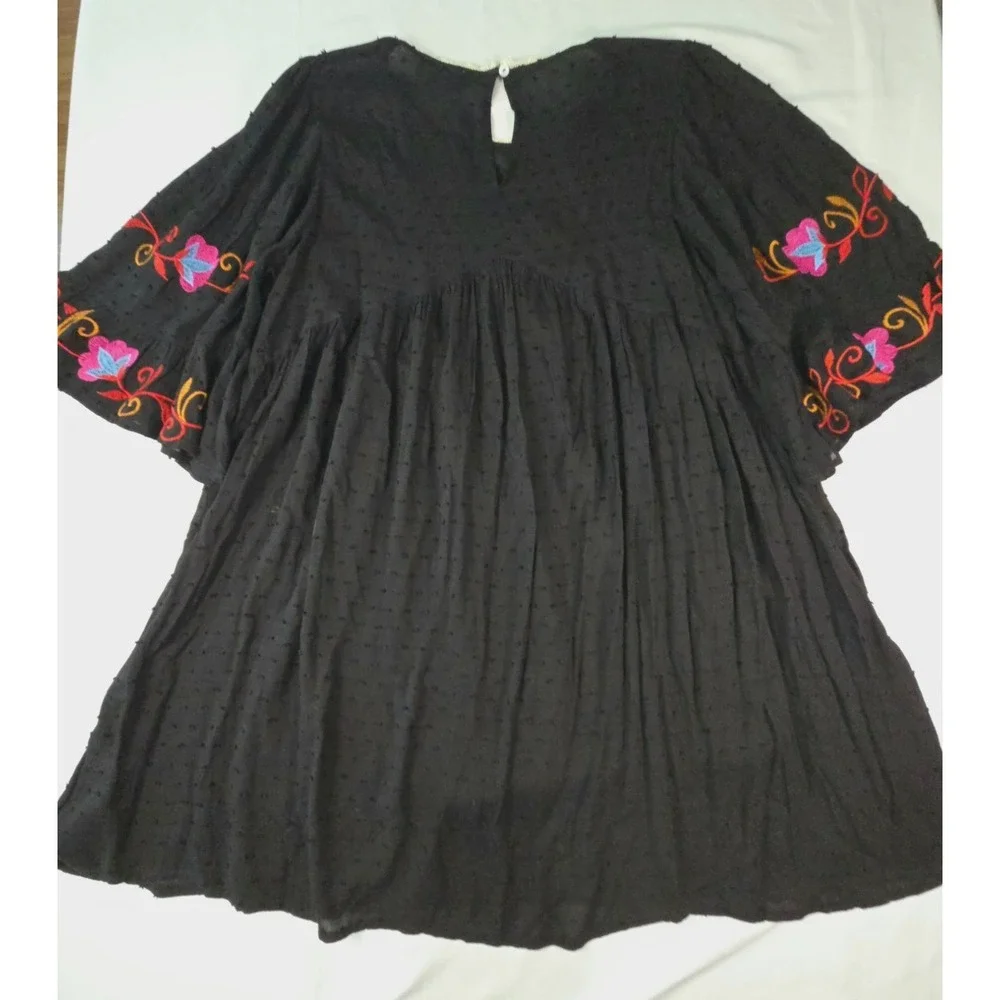 Black Floral Embroidered Babydoll Dress Bell Sz L Basque Waist Bell Sleeve Boho